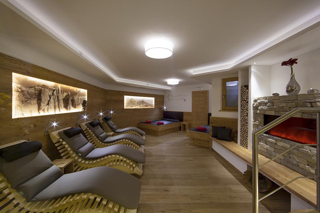 Garni Hotel Miara - Your Dolomites Home Sëlva Buitenkant foto